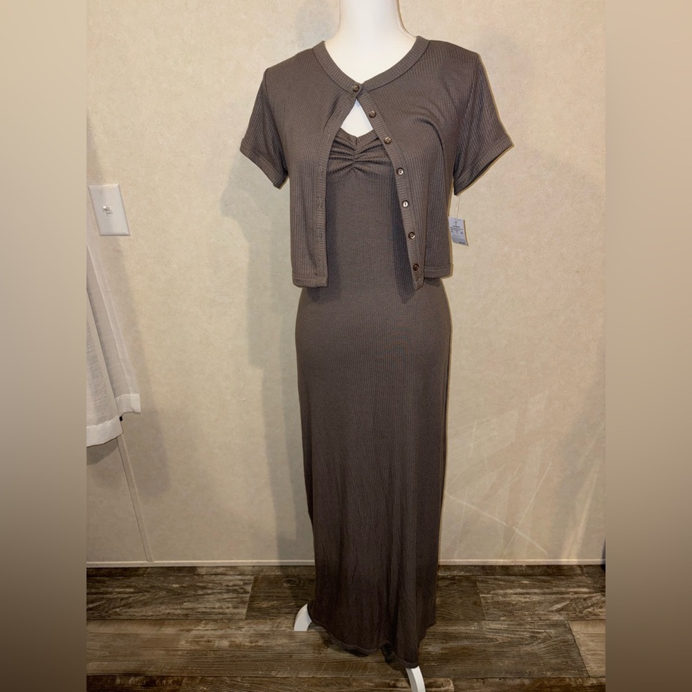 wild fable Taupe Ribbed Maxi Dress with Cropped Button Cardigan